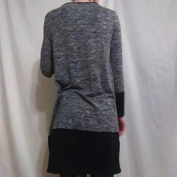 Long Sleeve Shift Dress - Picture 3 of 9